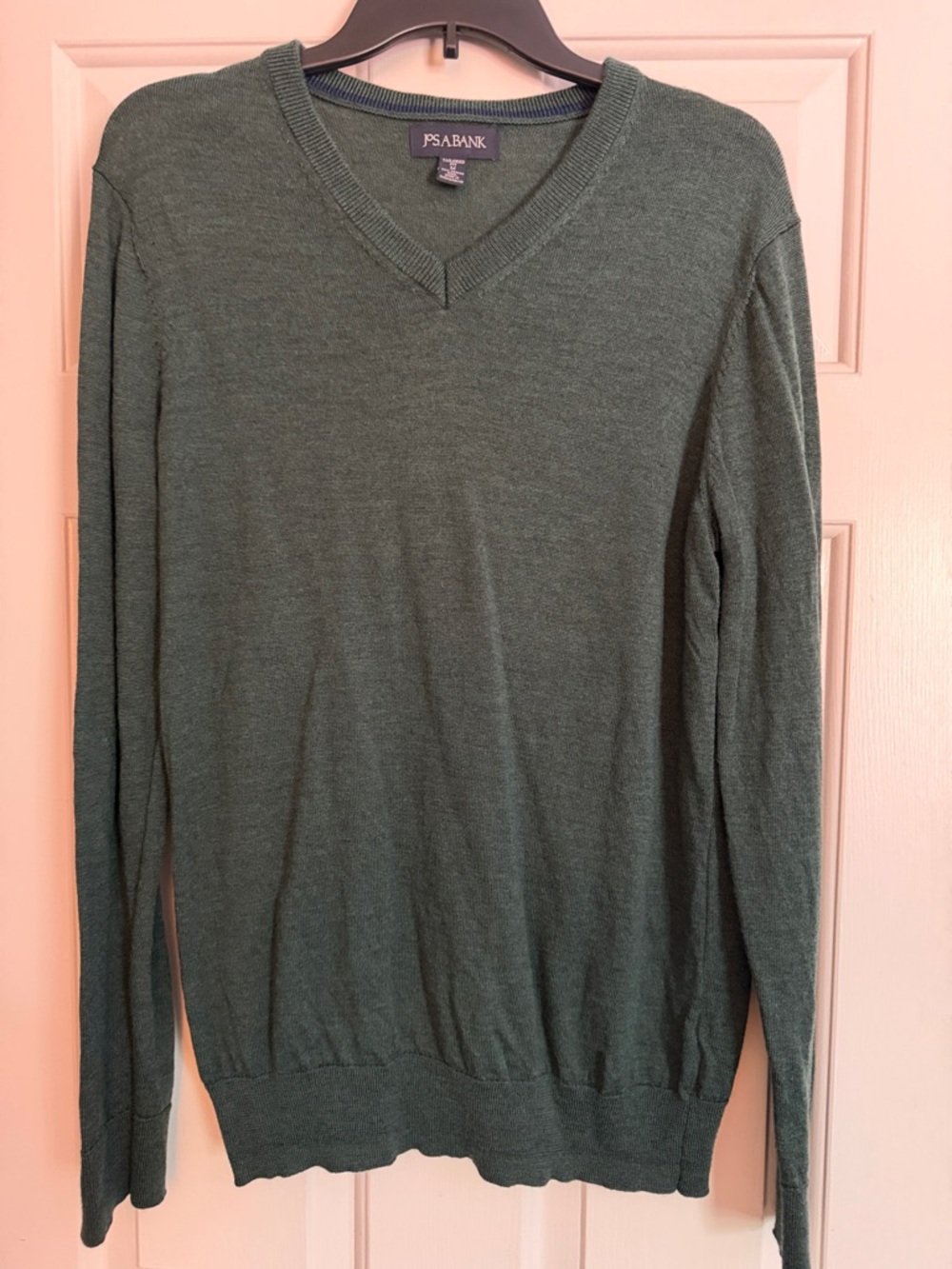 Jos. A. Bank Men's Forest Green V-Neck Sweater size M tailored fit